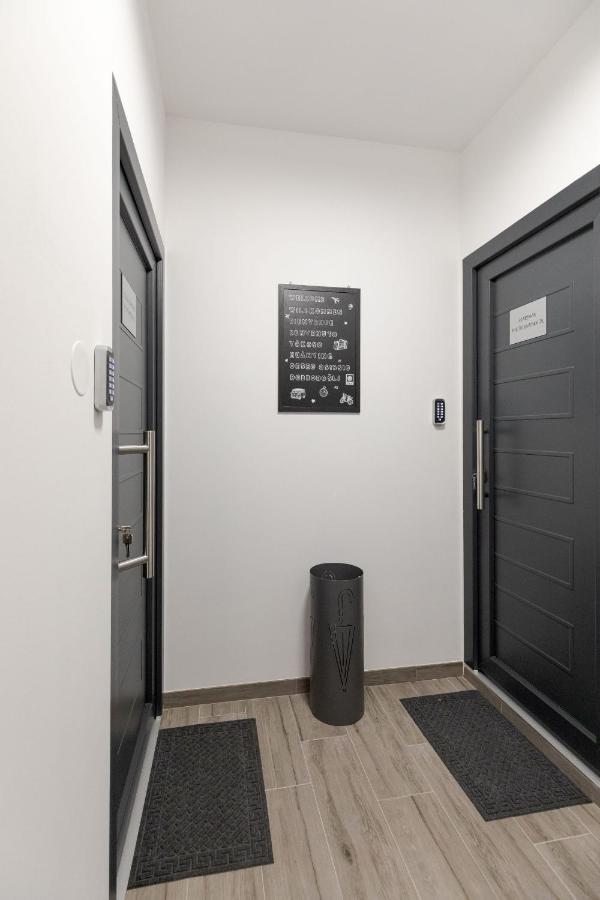 Apartman Downtown Dl Zagreb Exterior foto